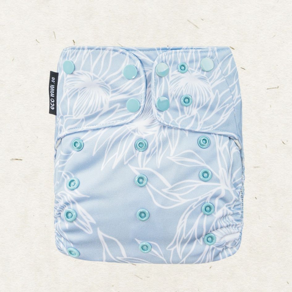 Eco Mini coolmax pocket diaper/ tygblöjor - front view