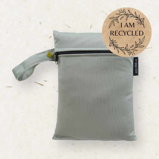 Eco mini small wet bag - moss green color