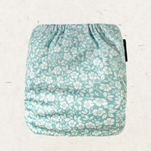 Load image into Gallery viewer, Eco Mini Coolmax Pocketblöjor/ tygblöjor - blue floral
